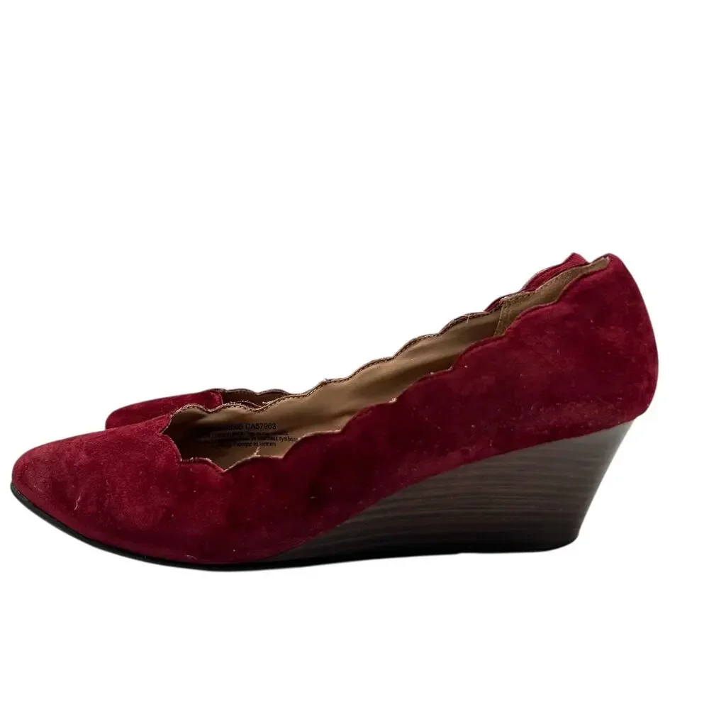 Susina‎ Women's Red Suede Scalloped Edges Wedge Heel Pumps Size 10M